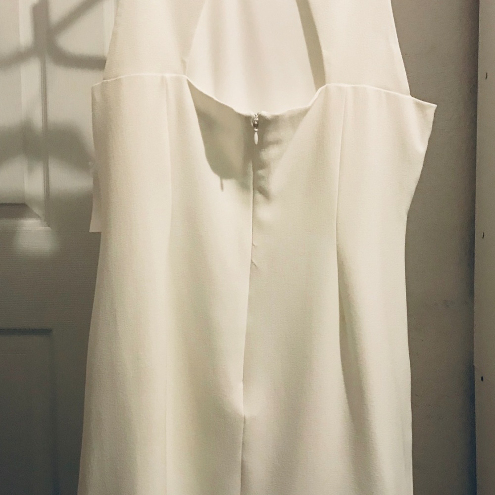 Dress - Picture 3 of 7